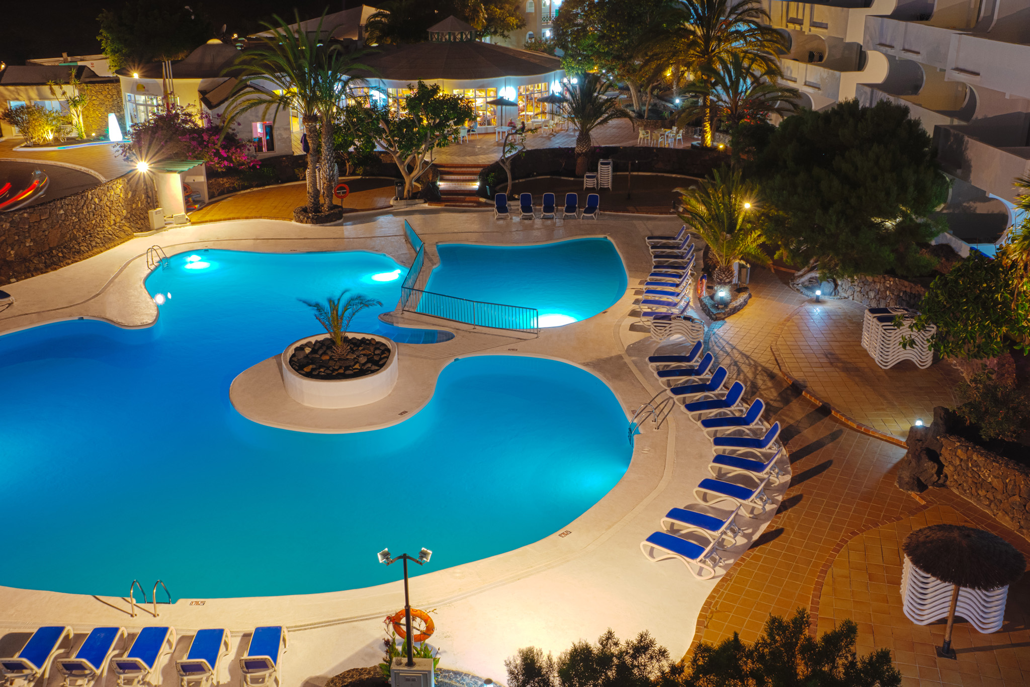 apartamentos ficus costa teguise photo gallery apartamentos ficus costa teguise lanzarote apartamentos ficus costa teguise photo gallery apartamentos ficus costa teguise lanzarote