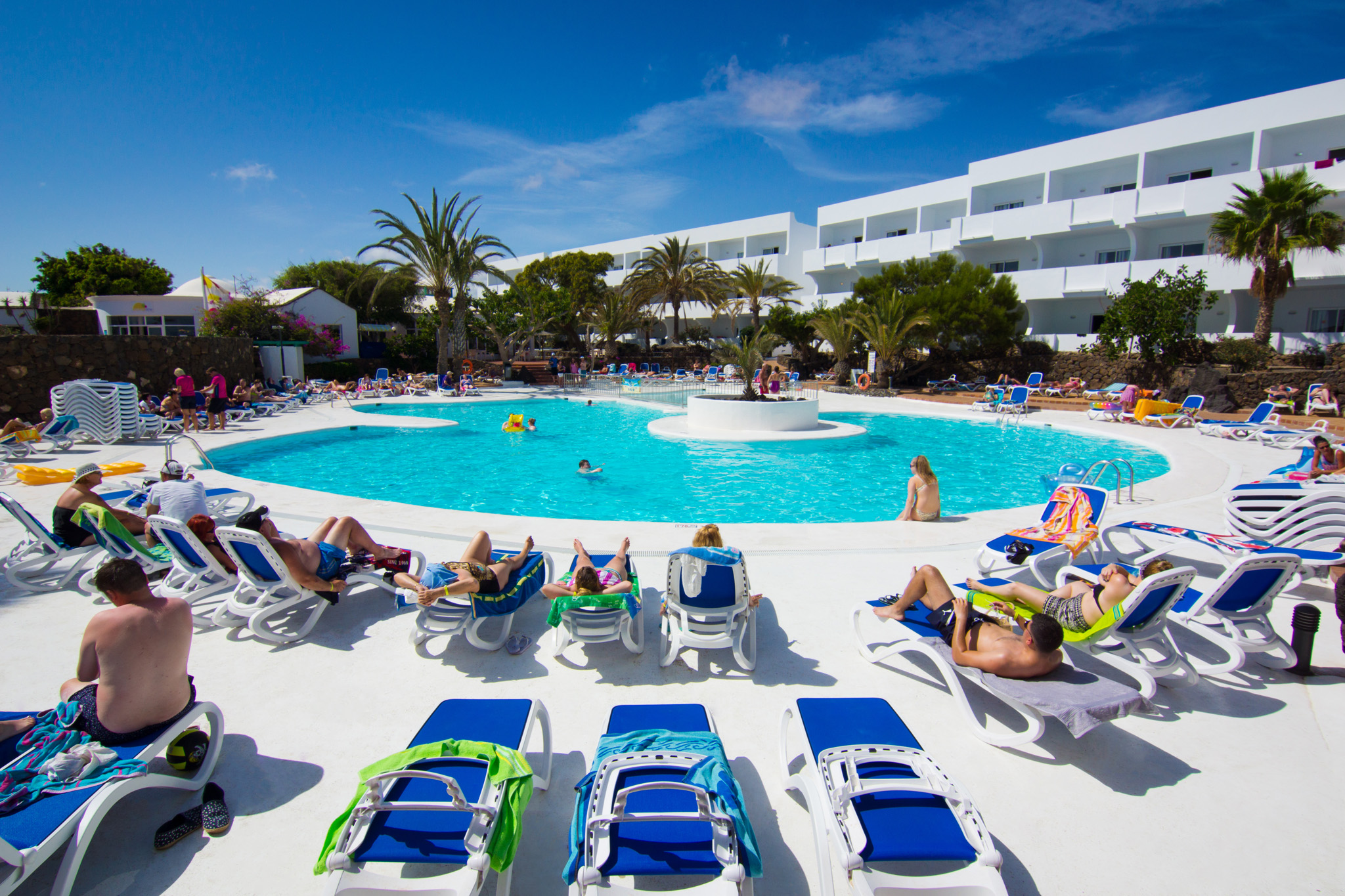 apartamentos ficus costa teguise photo gallery apartamentos ficus costa teguise lanzarote apartamentos ficus costa teguise photo gallery apartamentos ficus costa teguise lanzarote