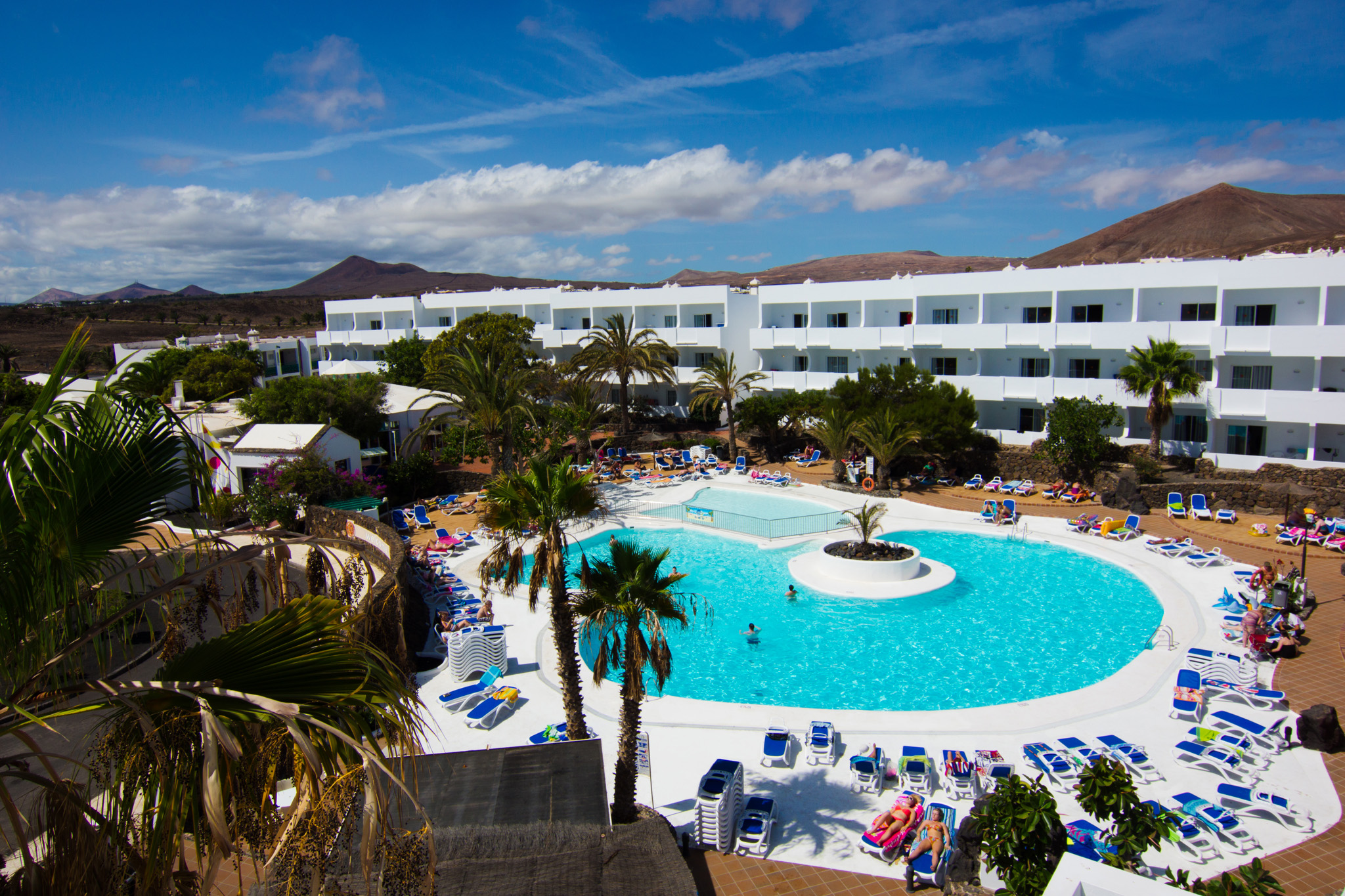 apartamentos ficus costa teguise photo gallery apartamentos ficus costa teguise lanzarote apartamentos ficus costa teguise photo gallery apartamentos ficus costa teguise lanzarote